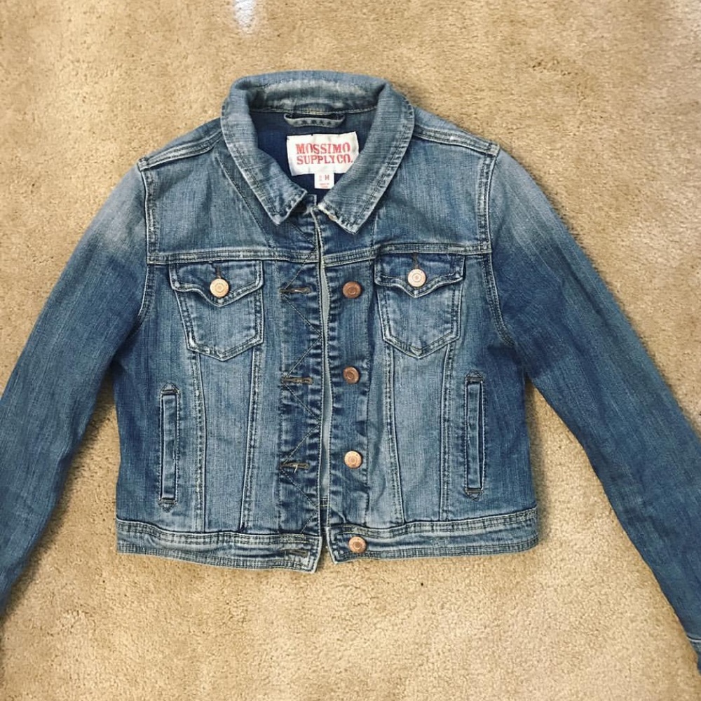 Cropped jean jacket